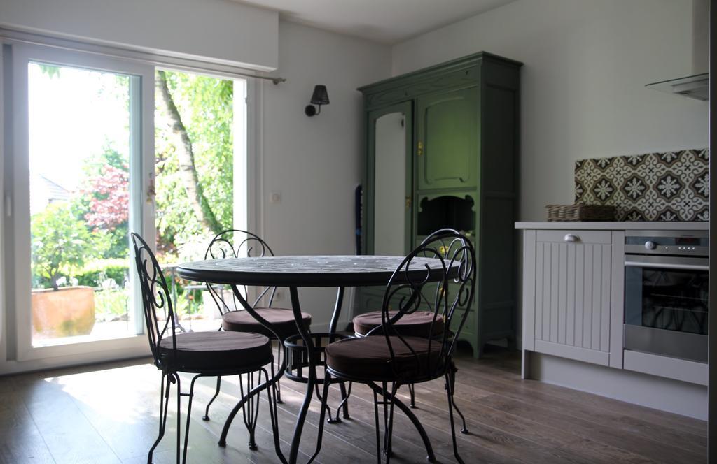 Charmete Apartment Aix-les-Bains Phòng bức ảnh